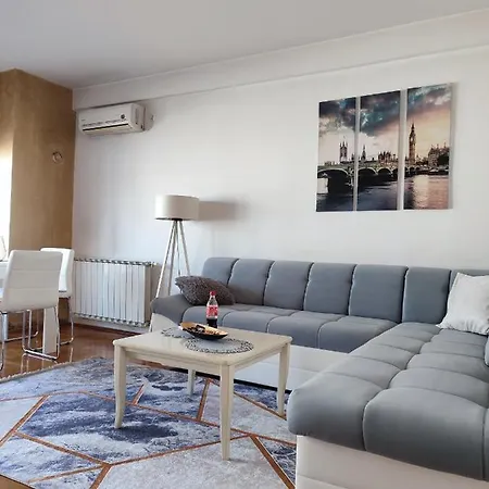 Iva Apartment