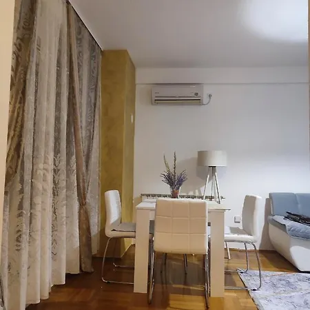 Iva Apartment