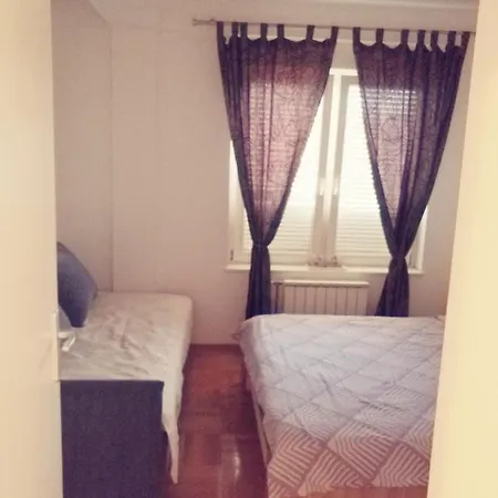 Apartment Iva *